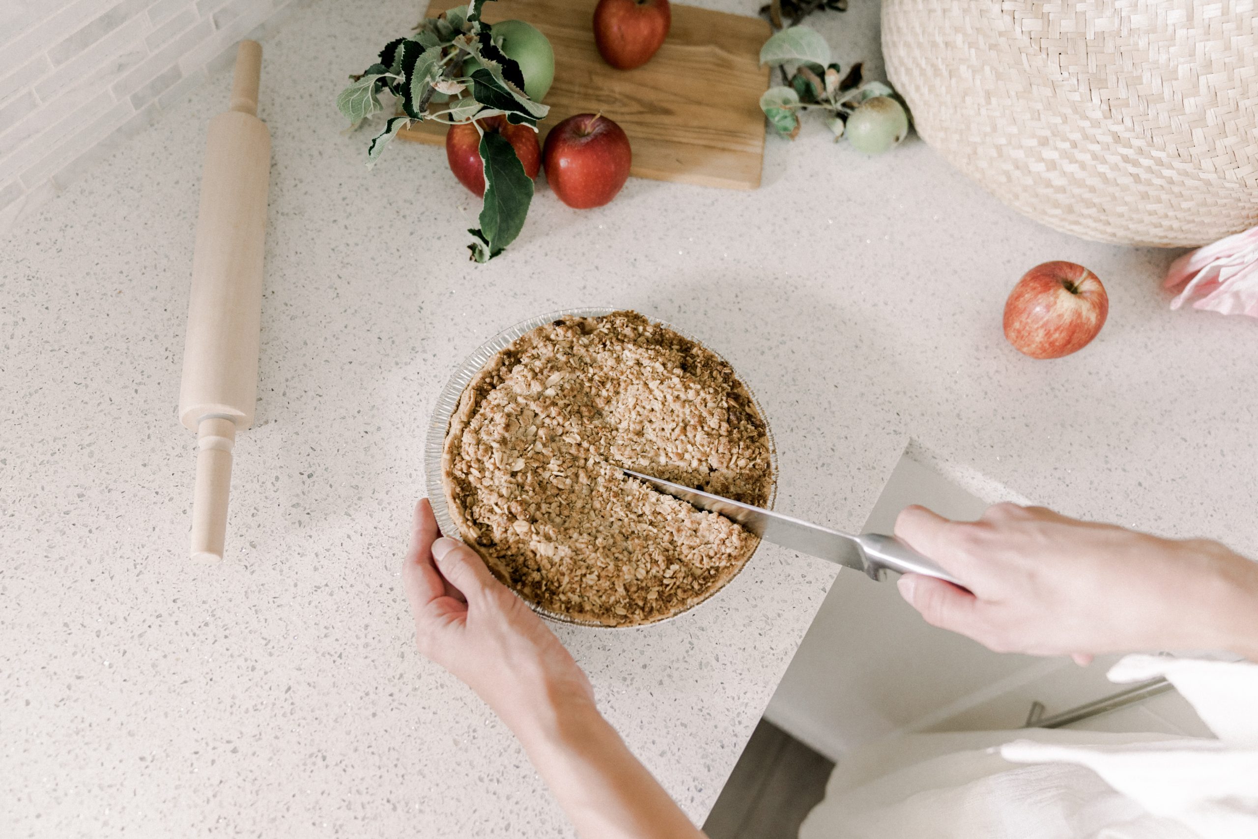 cutting pie